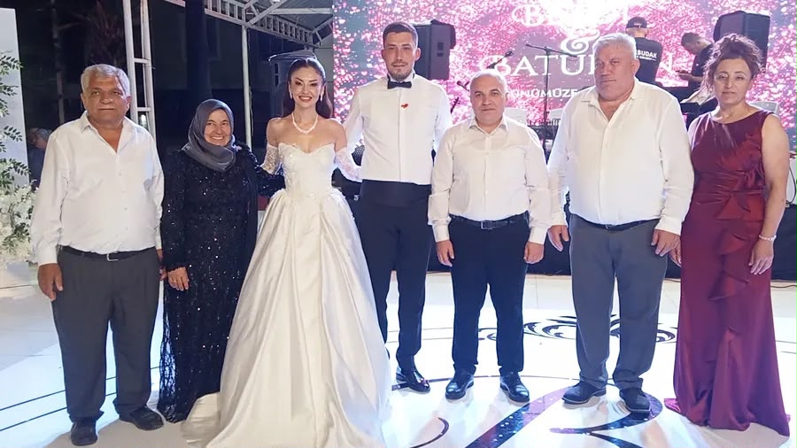 Anamur’da Betül ve Batuhan Çiftinin Mutluluğu Görkemli Düğünle Taçlandı..