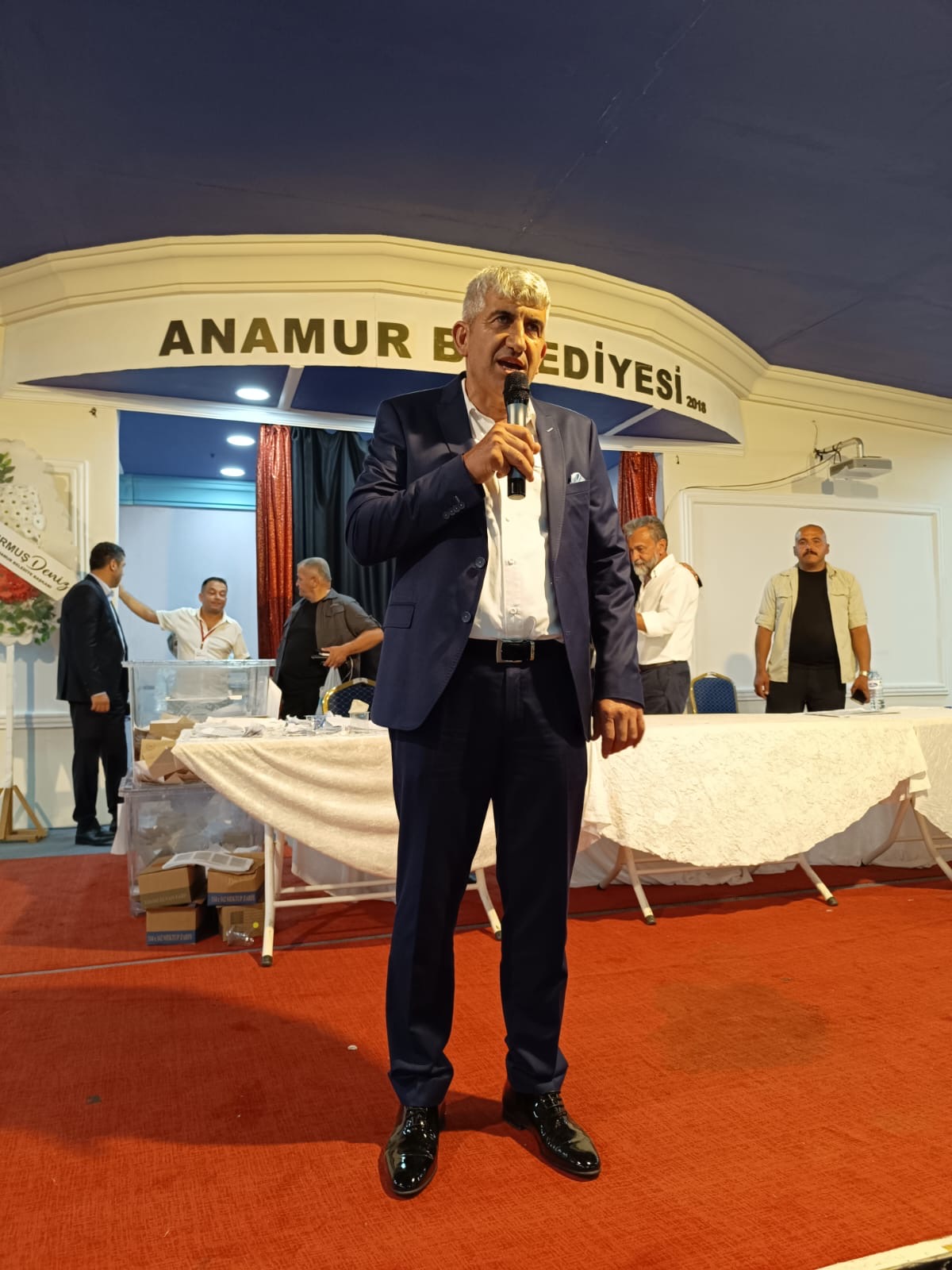 ANAMUR’DA YENİ PARTİ ÖN SEÇİMİNİN KAZANANI ÇETİN MUTLU OLDU..